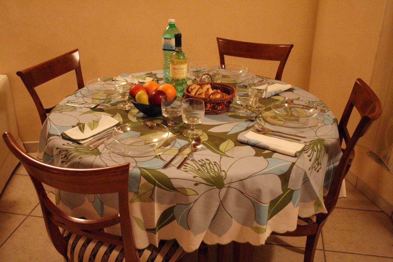 Studio Della Pace, Classy & Charming - Renovated Рим Экстерьер фото